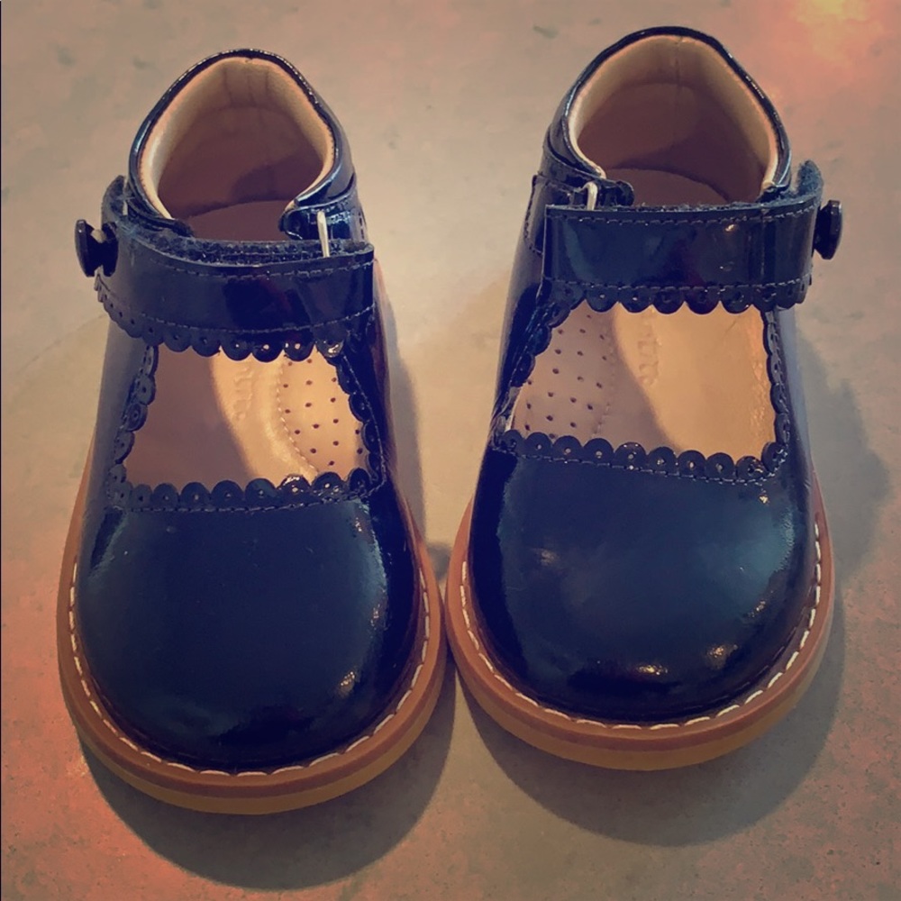 Elephantito Mary Jane navy patent